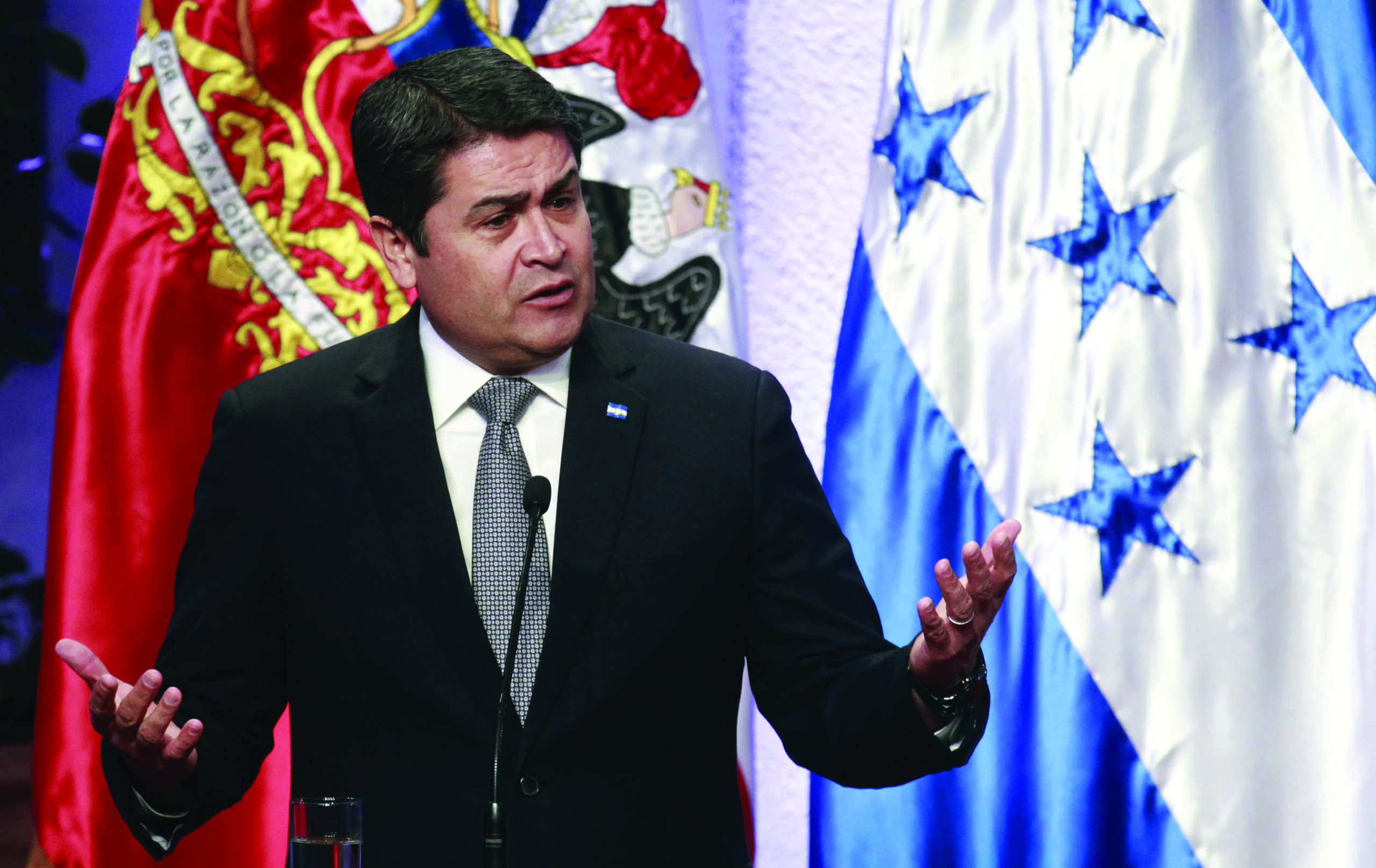 El presidente Hernández dice que los corruptos deben rendir cuentas