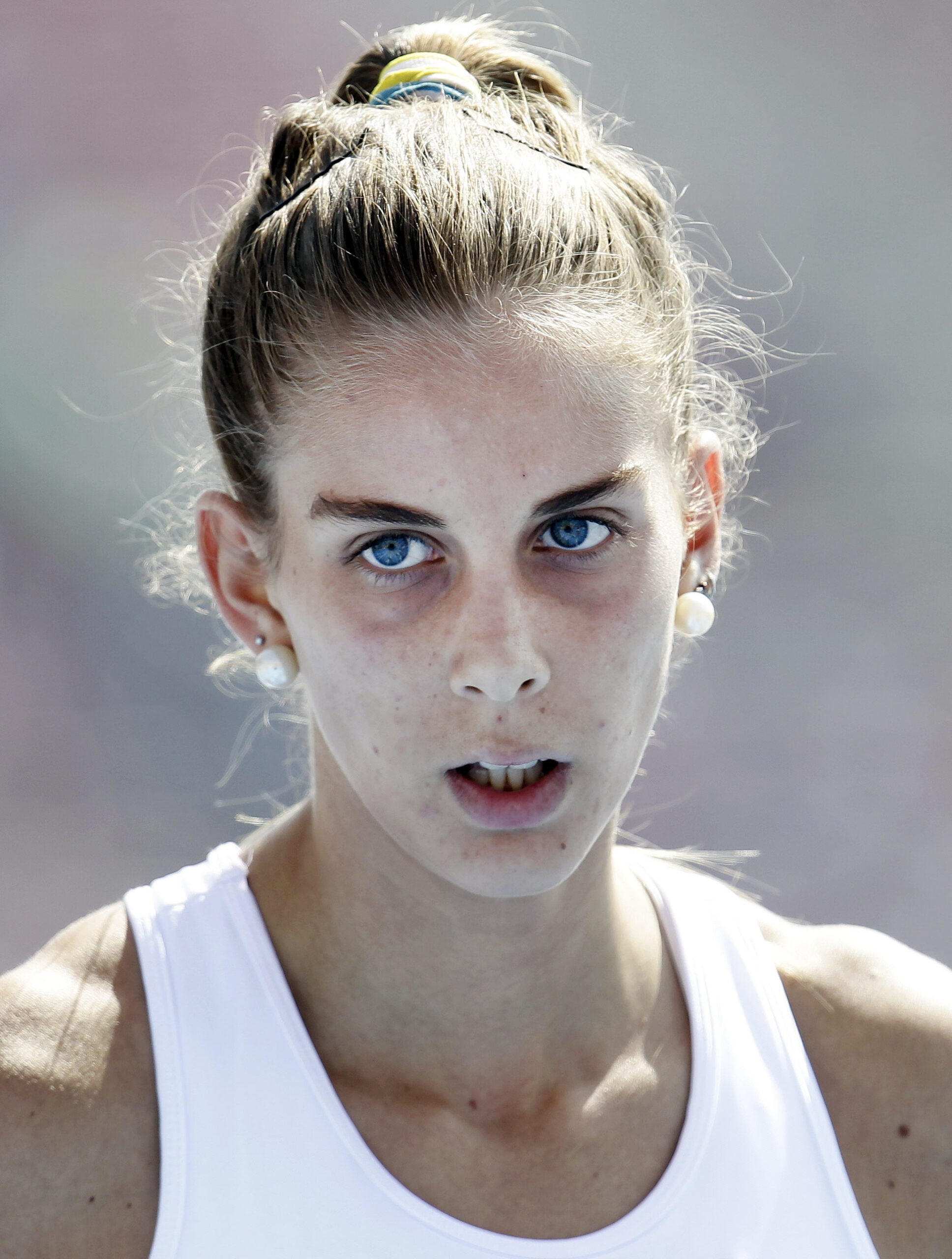 La atleta Isidora Jiménez, la abanderada de Chile Correo Canadiense