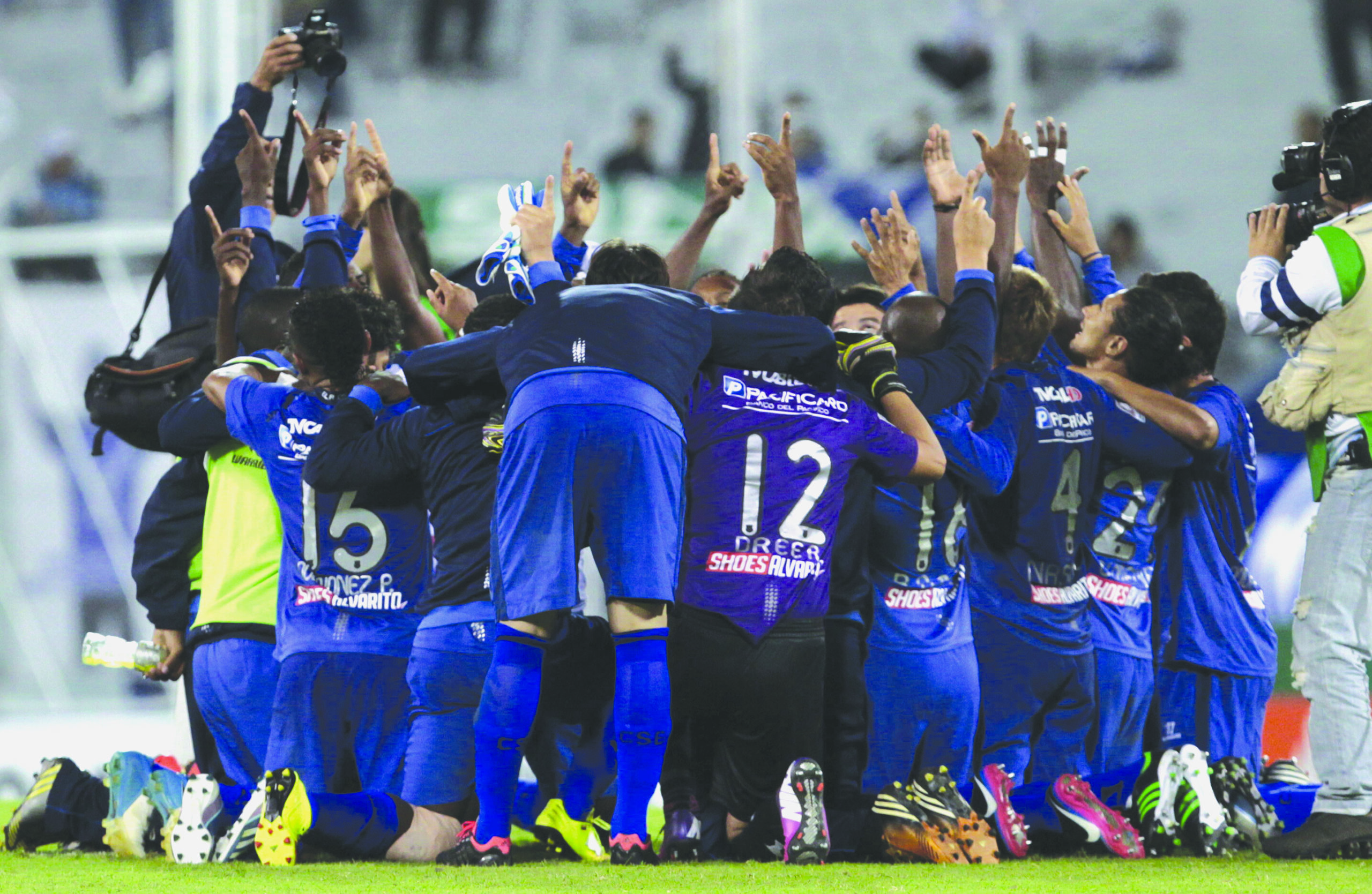 V…LEZ - EMELEC