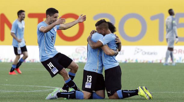 Remontada charrúa yboleto a la final en fútbol