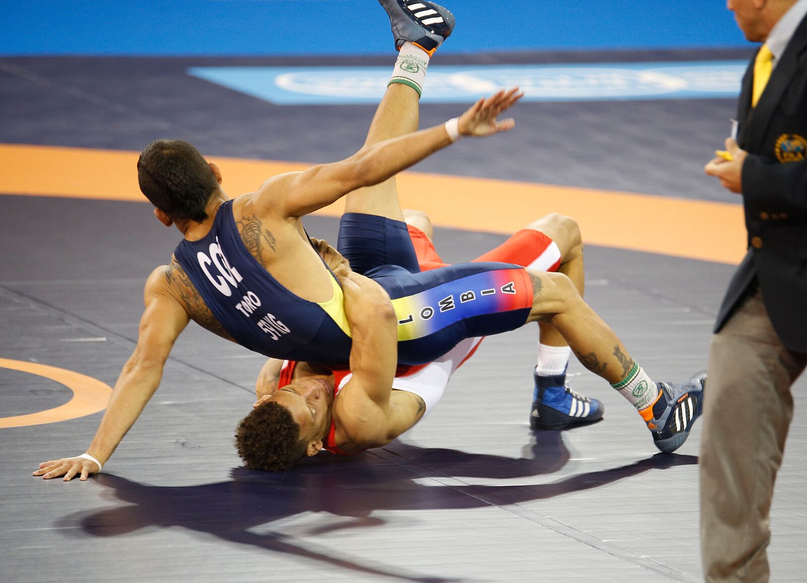 Luchadores en acción