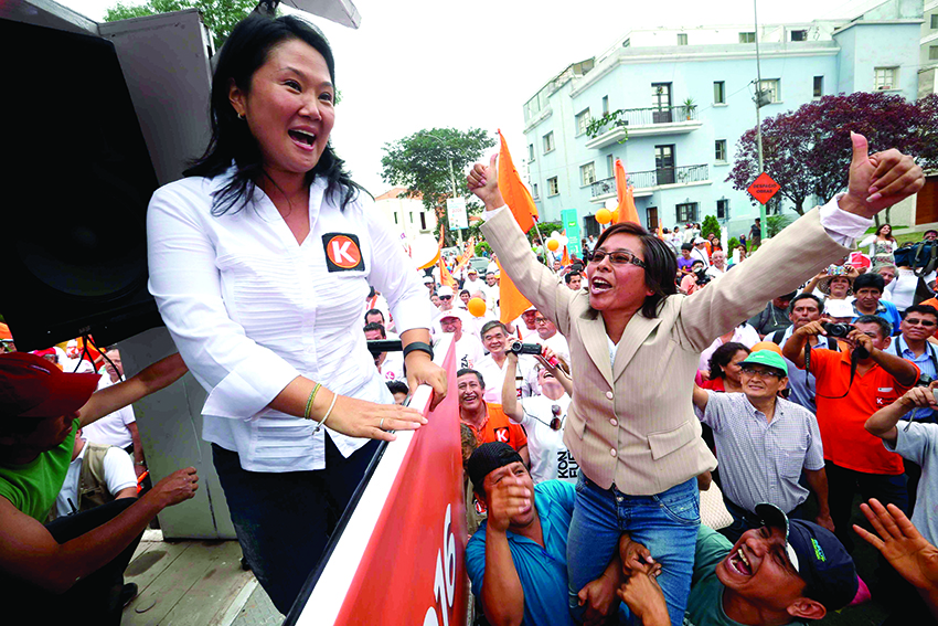 PERU: Keiko gana y va a segunda vuelta;se mantiene la disputa por el segundo lugar