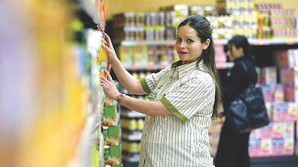 2-Trabajadora contenta