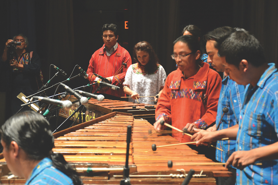 Afloran emociones en concierto de Marimba