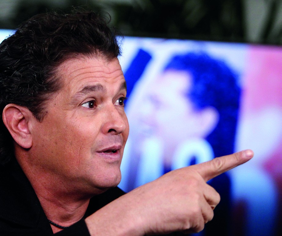 CARLOS VIVES: “ME VEO EN ACTITUD DE PAPÁ CON MALUMA”