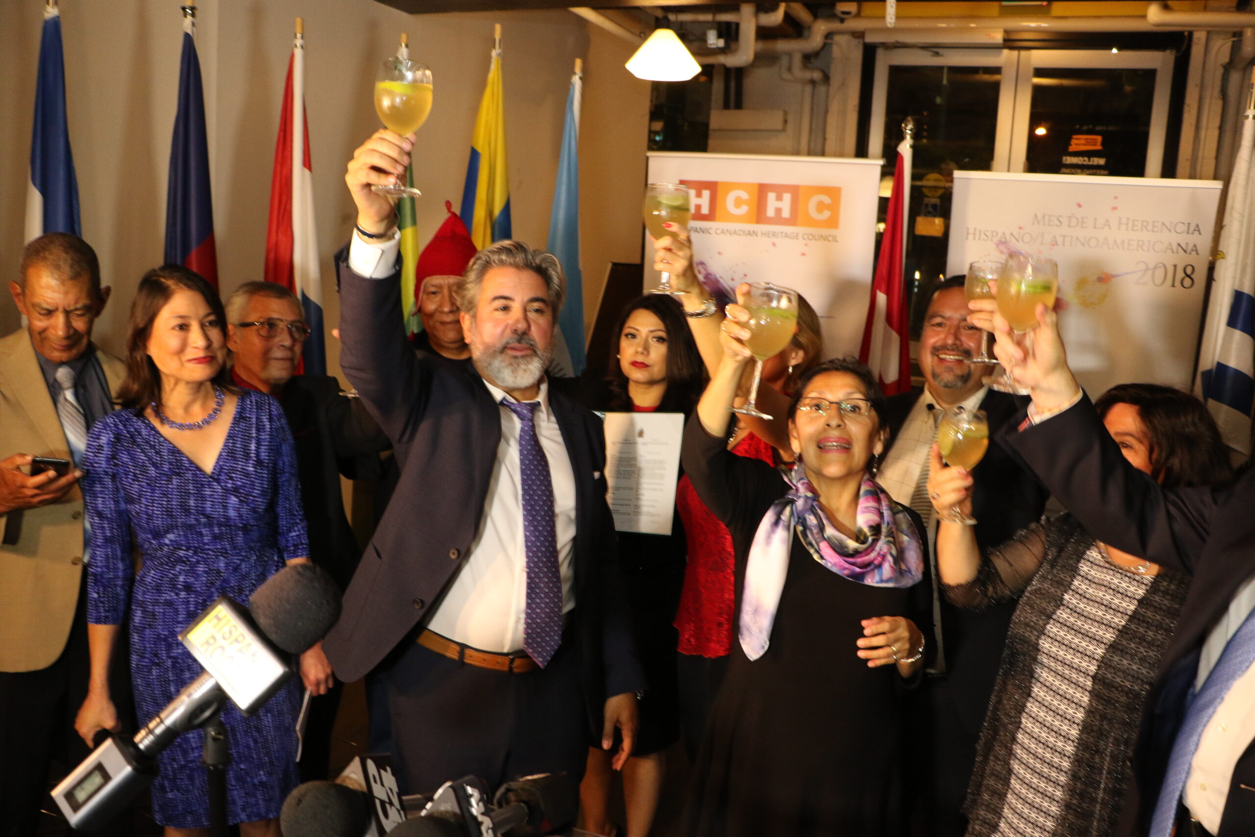 ANIMADA ACTO DE APERTURA| Mes de la Herencia Hispano Latinoamericana, un orgullo para celebrar en todo Canadá