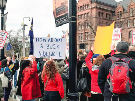 La democracia… ¿agoniza?