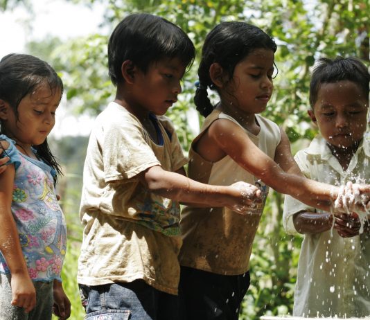 Climate change, poverty and human rights: an emergency without precedent