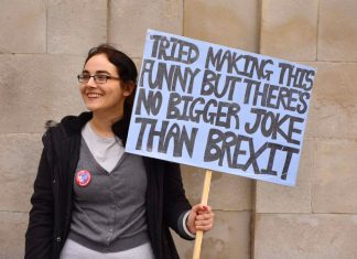 Boris Johnson: Encender la mecha, cerrar los ojos, y cruzar los dedos.