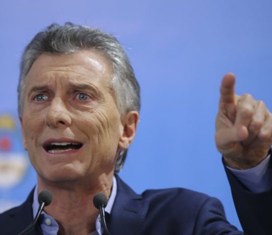 Algo salió mal – Crónica brevísima de un fracaso anunciado
