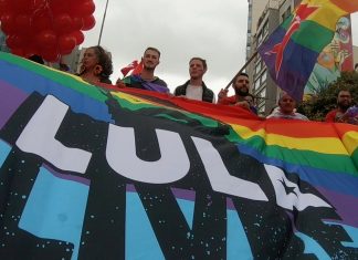 Tres relatos breves en un caleidoscopio complejo (1)