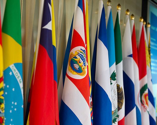 ¿Cambios en la política exterior canadiense sobre América Latina?