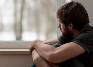 Depresión: el riesgo de sufrirla es mucho mayor en hombres que en mujeres en zonas desfavorecidas