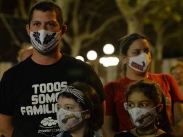 Cuando la comunicación es abrazos y silencios