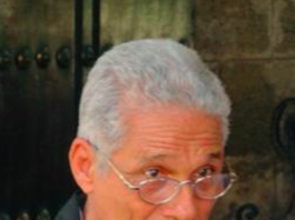 Escribir sin encasillarse, el reto del narrador cubano Rodolfo Alpízar Castillo