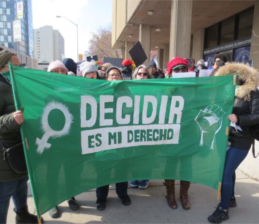 Representantes del Congreso Hispano Canadiense defienden el feminismo y llaman a empoderar a las mujeres