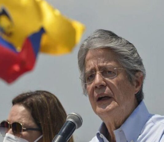 Contra los pronósticos Guillermo Lasso presidirá Ecuador