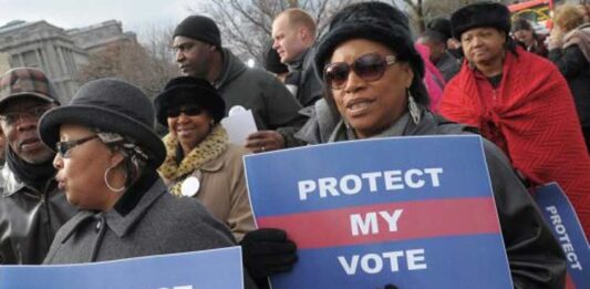 Republicanos en Estados Unidos intentan restringir derecho al voto de las minorías