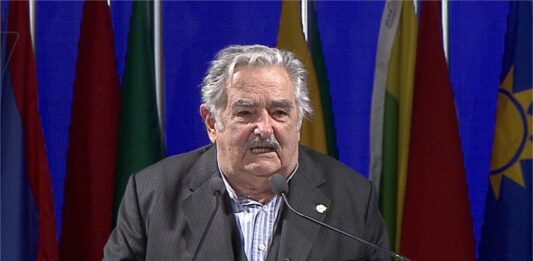 José Mujica impresiona a los japoneses