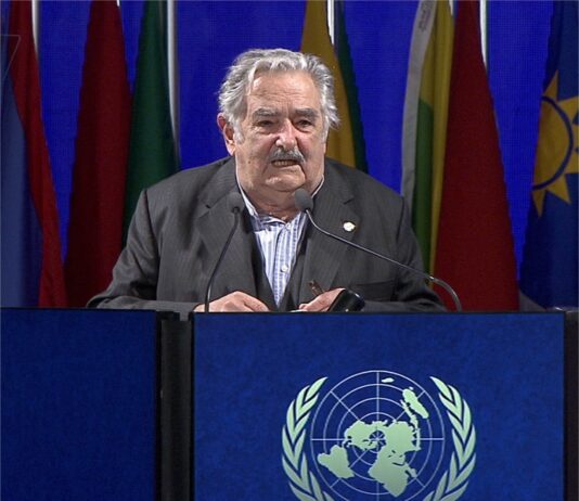 José Mujica impresiona a los japoneses