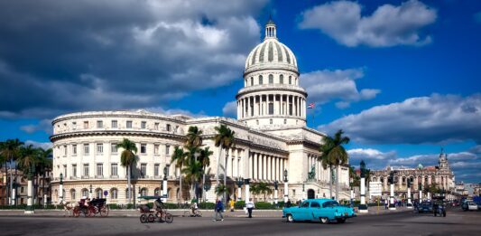 Cuba subjected to hybrid warfare for 60 years, Canadian experts say