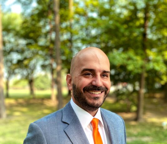 El candidato del NDP Matías de Dovitiis pugnará por universidad gratuita y ampliación de servicios de salud