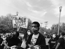 Reclamo por legislación de derecho al voto recorre EEUU