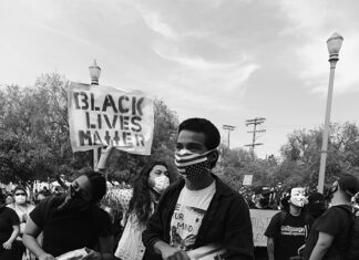 Reclamo por legislación de derecho al voto recorre EEUU