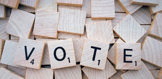 Igualados en intención de voto liberales y conservadores