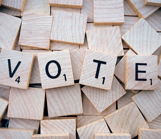 Igualados en intención de voto liberales y conservadores
