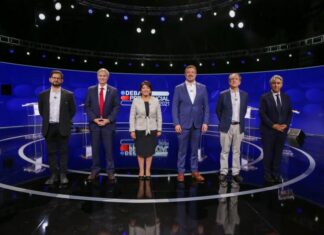 Críticas al candidato de ultraderecha en debate presidencial chileno