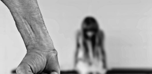 Alzar la voz contra la violencia también es un deber