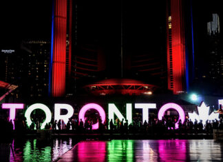 Llama alcalde John Tory a potenciar compras locales