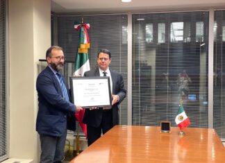 Reconocimiento al productor de CorreoTV