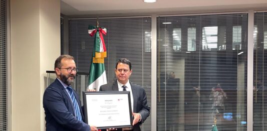 Reconocimiento al productor de CorreoTV