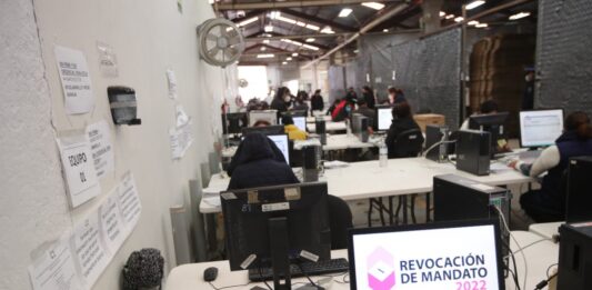 Avanza validación de firmas para revocación de mandato en México
