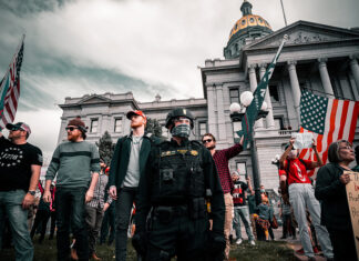 Exclusive poll: U.S citizens´ fears rise for 2022