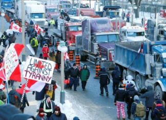 Continúan protestas antivacunas en Canadá y mueven las opiniones políticas