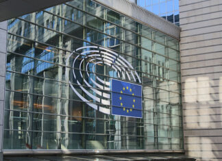 Comisión Europea preparada para posibles refugiados de Ucrania