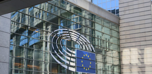 Comisión Europea preparada para posibles refugiados de Ucrania