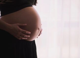 ¿Cómo afecta un embarazo siendo estudiante internacional?