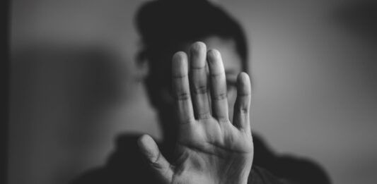 Instan en Argentina a combatir violencia en espacios laborales