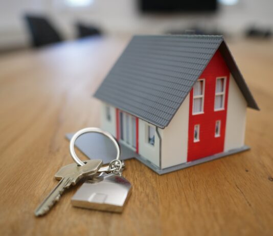 Ottawa prohibirá a los extranjeros comprar casas en Canadá