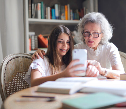 Madre, un día más para celebrar tu esencia