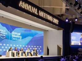 World Economic Forum warns of danger of global recession