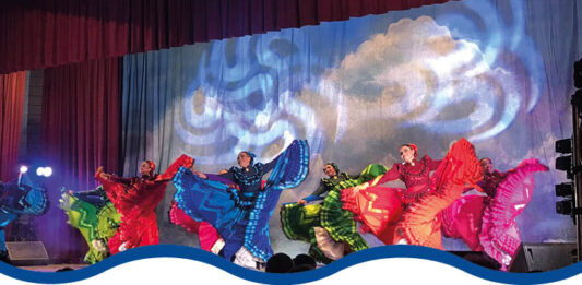 Folklor de México y Colombia en el festival Cielito Lindo