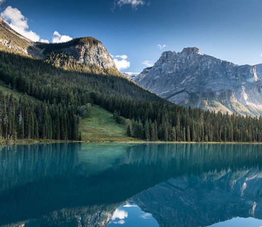 Paisajes naturales y ciudades para no perderte