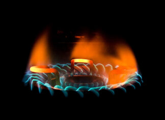 Unión Europea acordó reducir consumo de gas