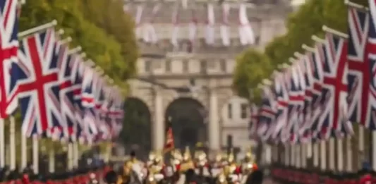 Reposa la Reina Isabel II en el castillo de Windsor tras sentida despedida