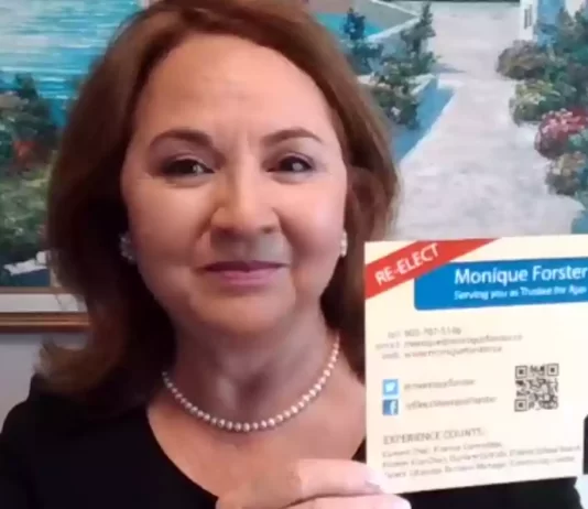 Monique Forster, aspirante a un tercer periodo como trustee en Durham
